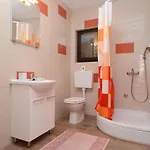 Apartment 16268c *